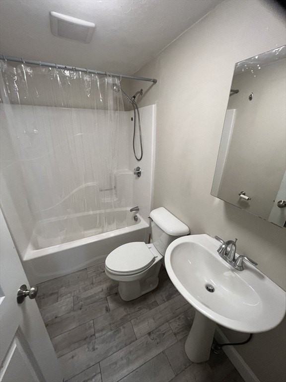 204 N Franklin St #204 - Photo 4 of 13