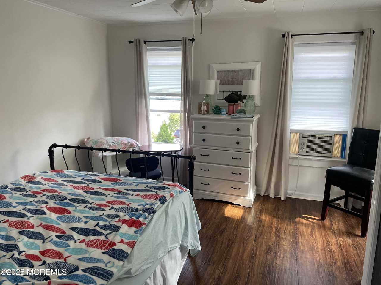 82 Hennessey St - Photo 7 of 14