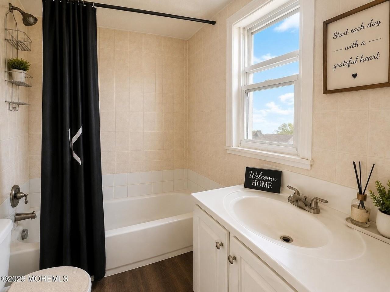 135 Whitehead Ave - Photo 7 of 9