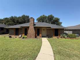 2000 Azalea St - Photo 1 of 1