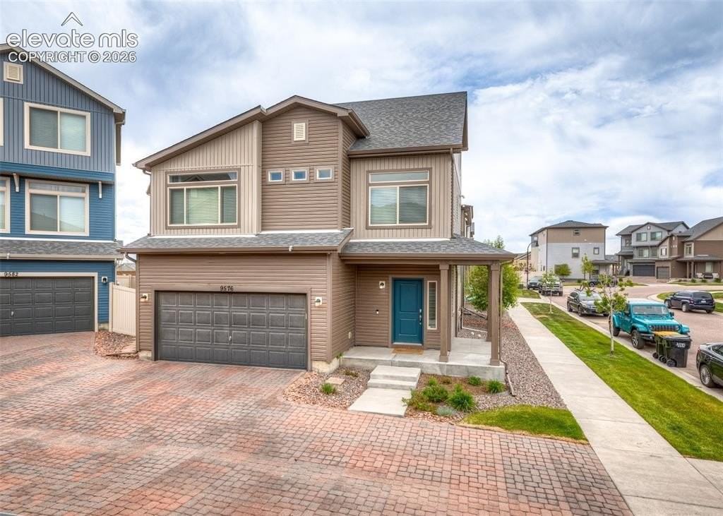 9576 Timberlake Loop - Photo 2 of 30