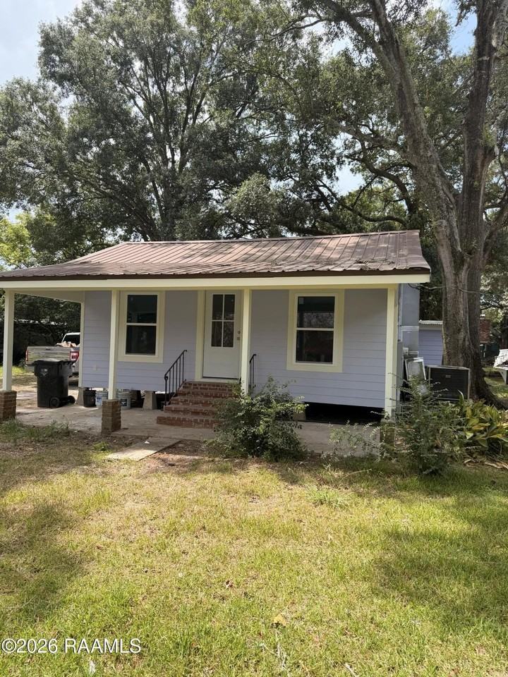 4918 Dolphin St - Photo 2 of 22