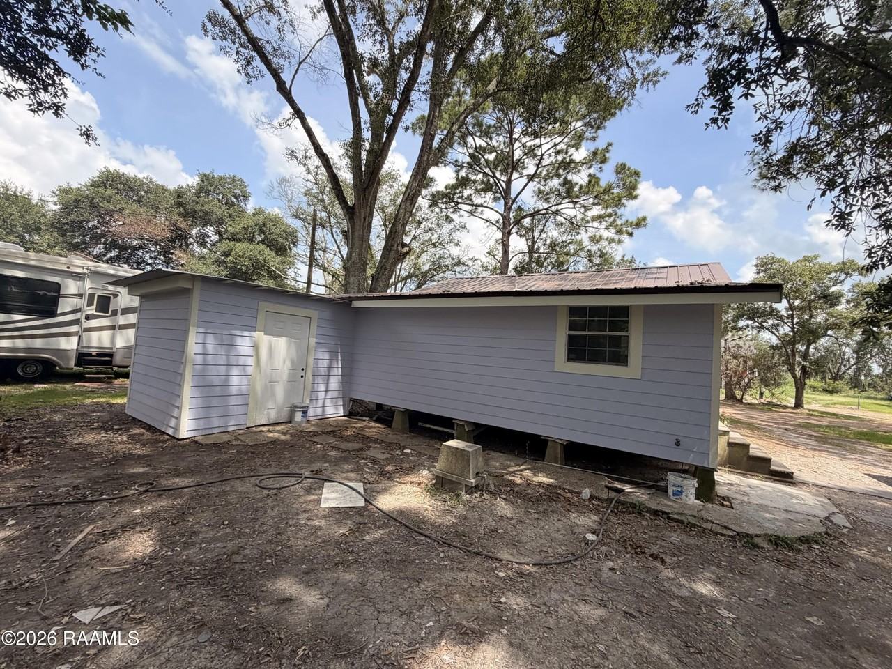 4918 Dolphin St - Photo 4 of 22
