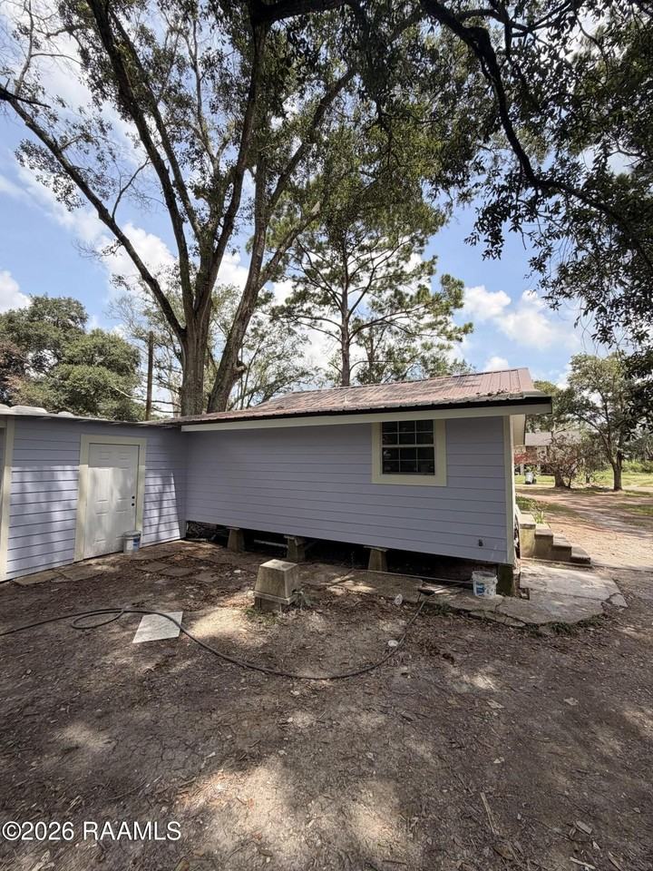 4918 Dolphin St - Photo 6 of 22