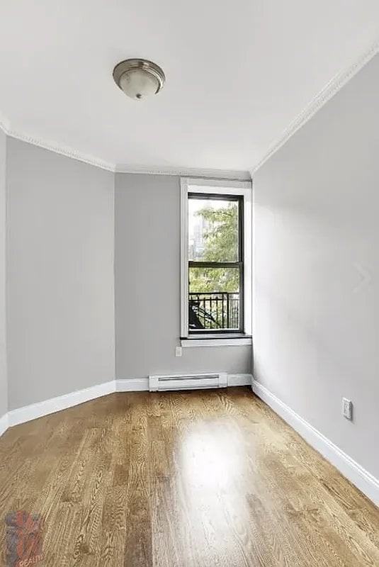 438 W 52nd St #7 - Photo 5 of 6