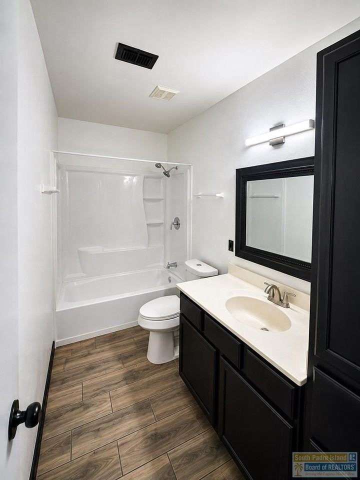 1209 Mango Ct - Photo 5 of 10