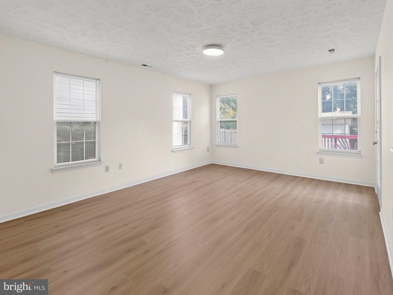 6120 Gray Wolf Ct - Photo 6 of 24