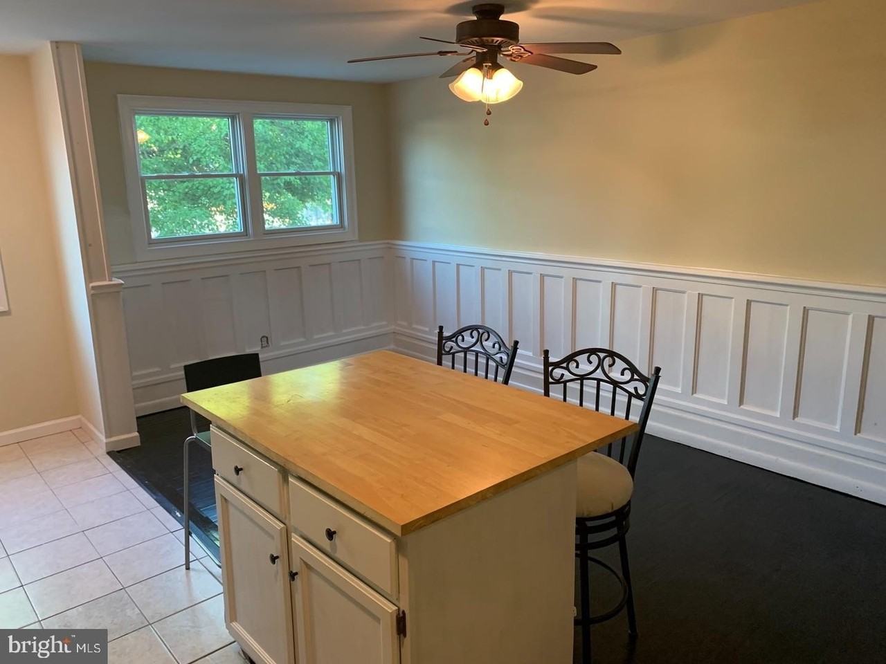 881 Wedgewood Dr - Photo 4 of 23