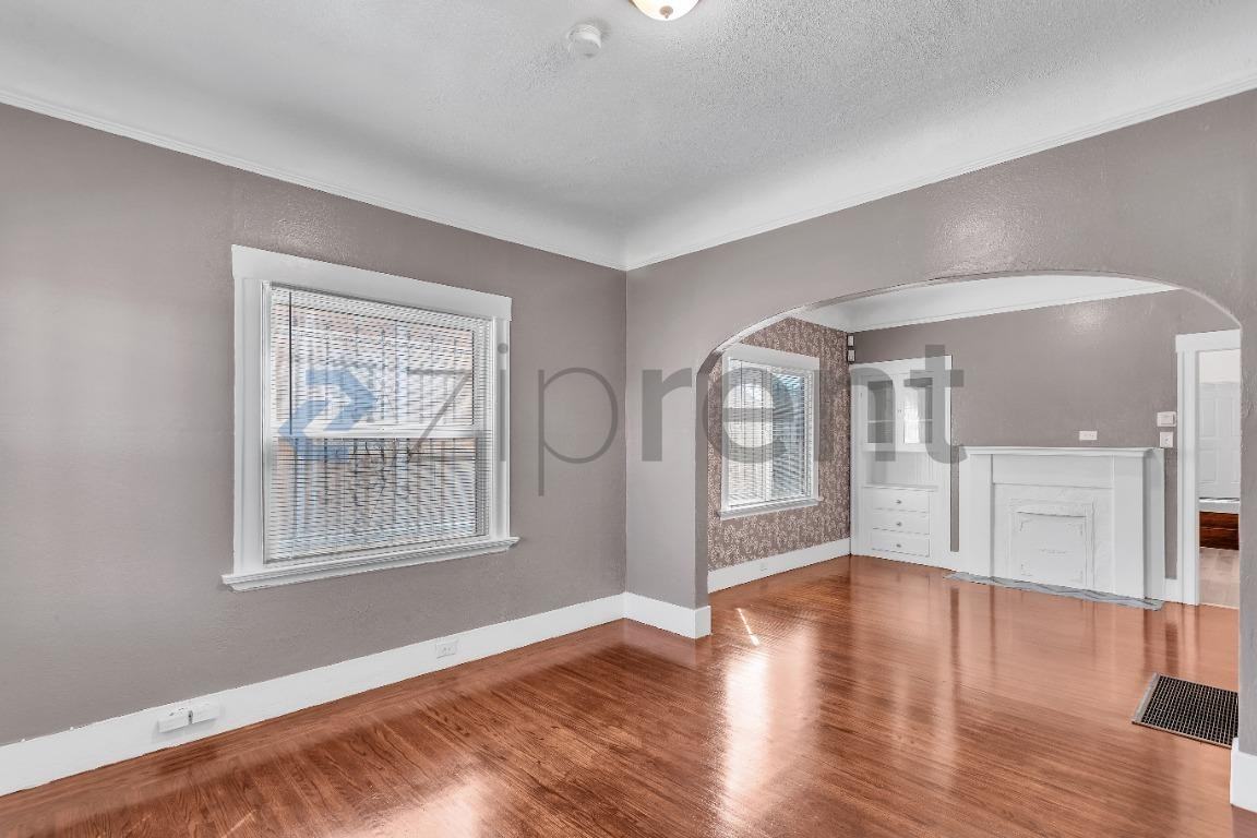 1230 95th Ave - Photo 5 of 27