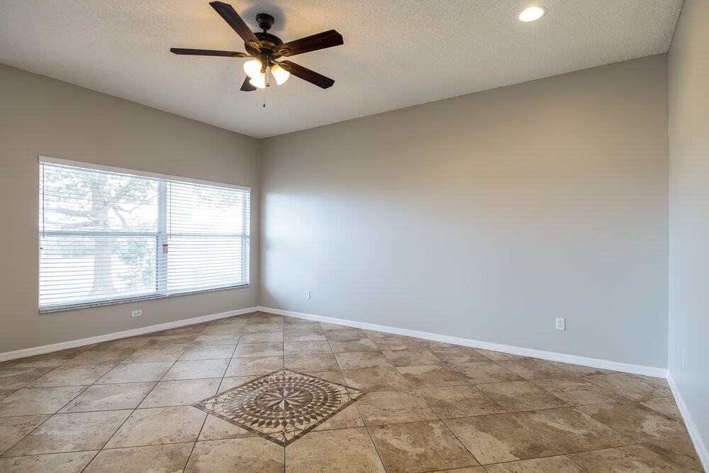 2307 Cerberus Dr - Photo 6 of 16