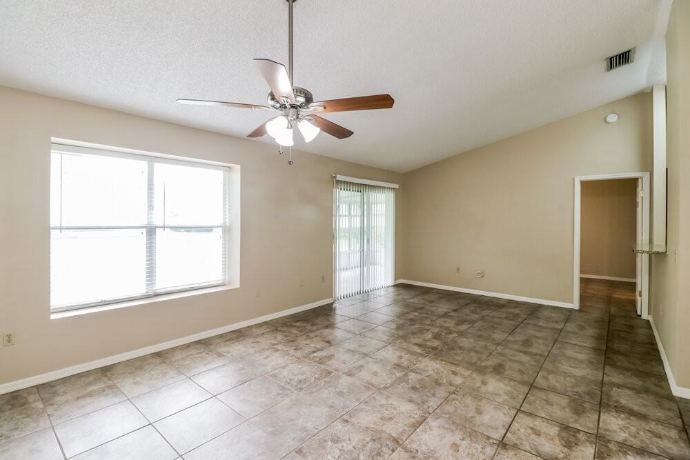 8537 Berkley Dr - Photo 3 of 16