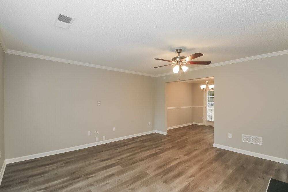 4379 Yellow Rose Dr - Photo 4 of 17
