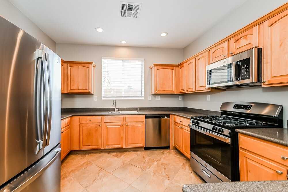 9047 Wine Cellar Ave - Photo 7 of 17