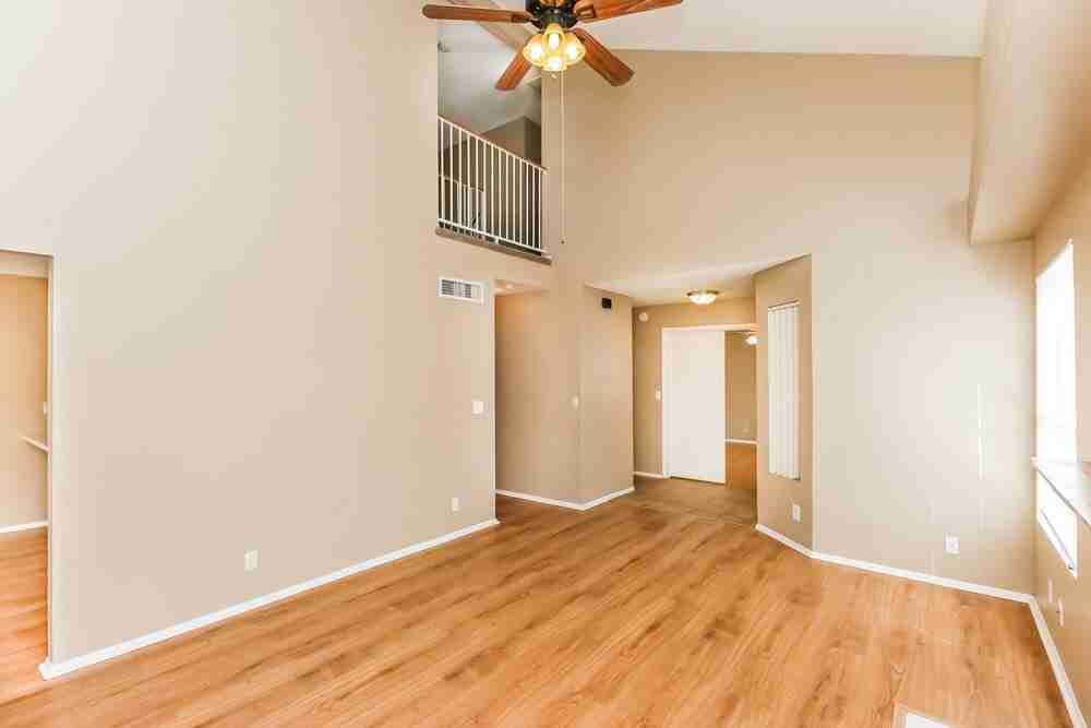 1811 S 39th St #3 - Photo 5 of 17