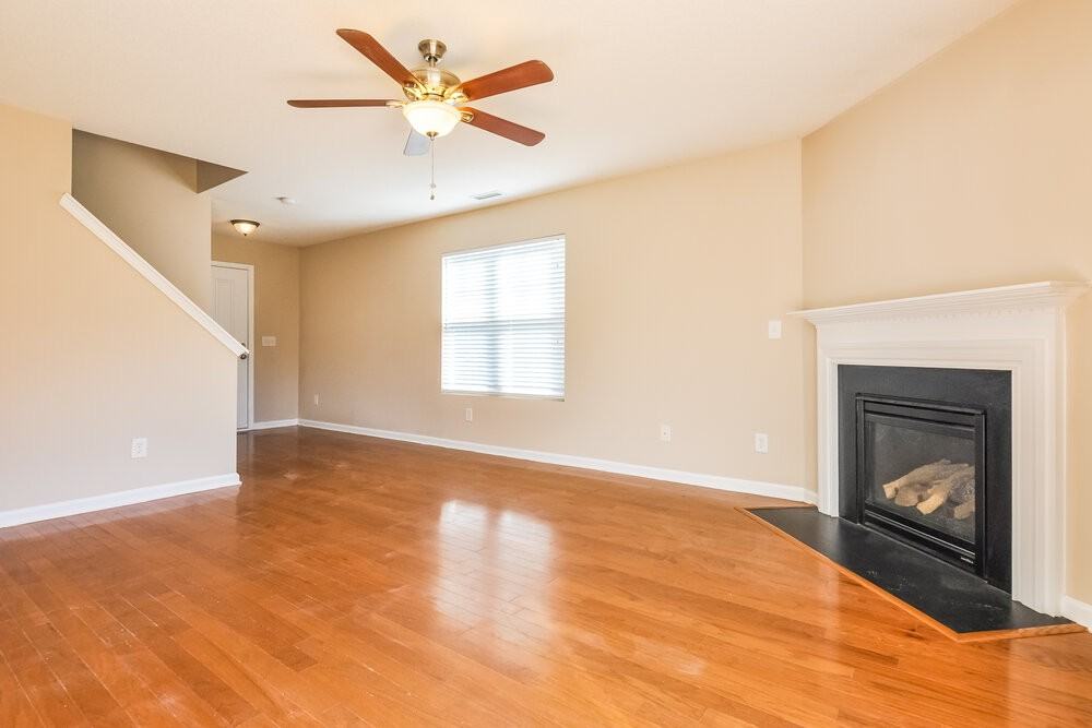 63 Brookhaven Dr - Photo 2 of 15