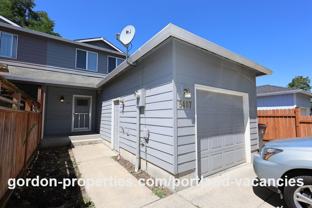 5407 Se 121st Ave - Photo 1 of 1