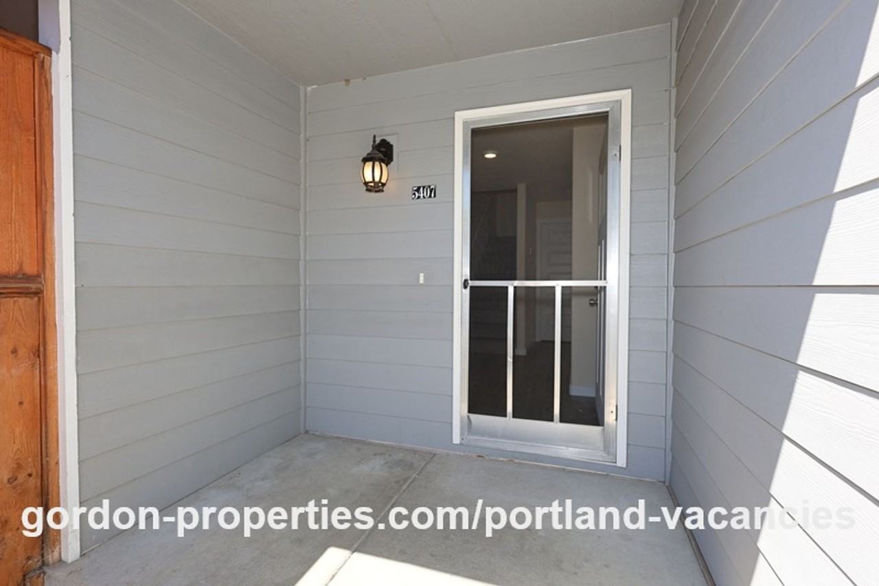 5407 Se 121st Ave - Photo 2 of 45