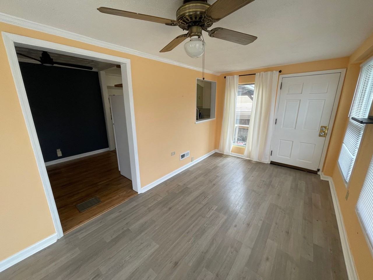 2029 Mcclung Ave - Photo 6 of 14