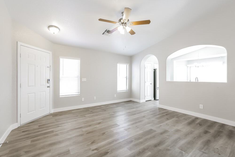 6531 Duck Hill Springs Dr - Photo 3 of 16
