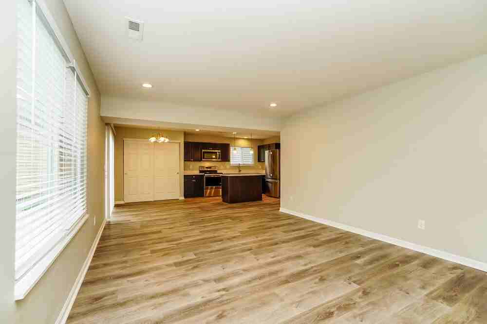 7428 Willow Leaf Dr - Photo 6 of 17