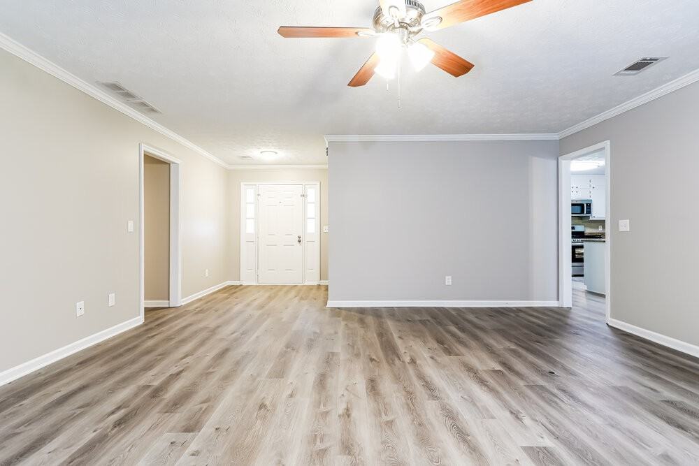 2951 Glynn Creek Ct - Photo 5 of 17