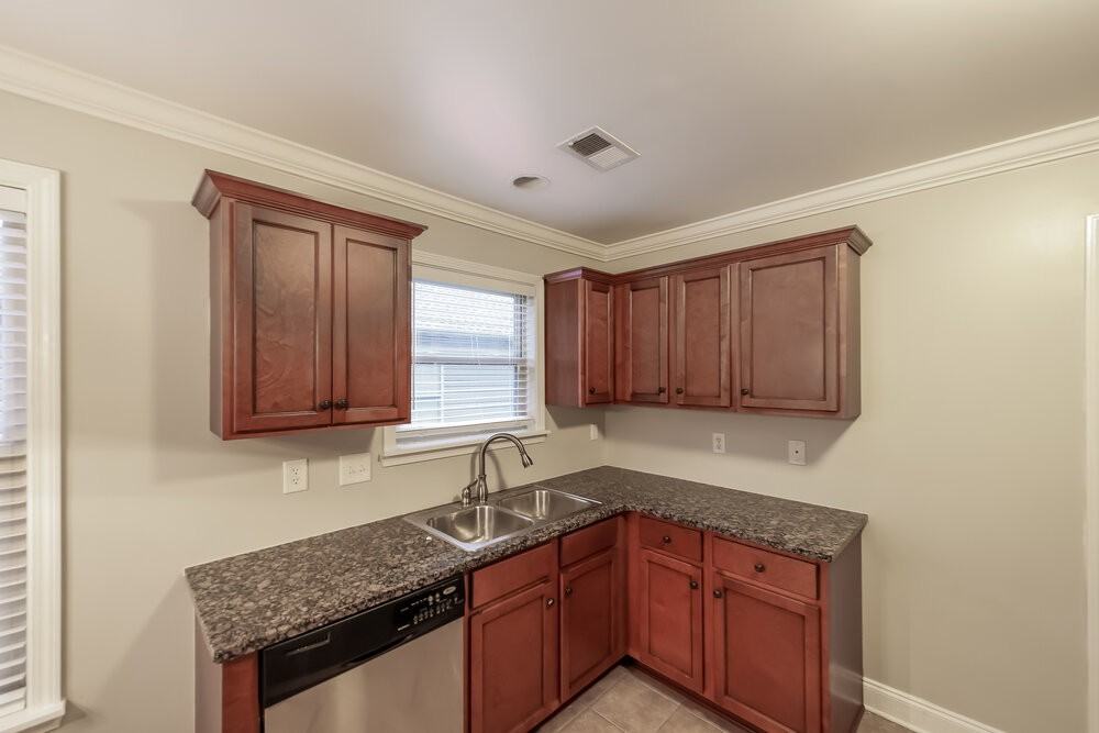 141 Stonebriar Dr - Photo 7 of 25