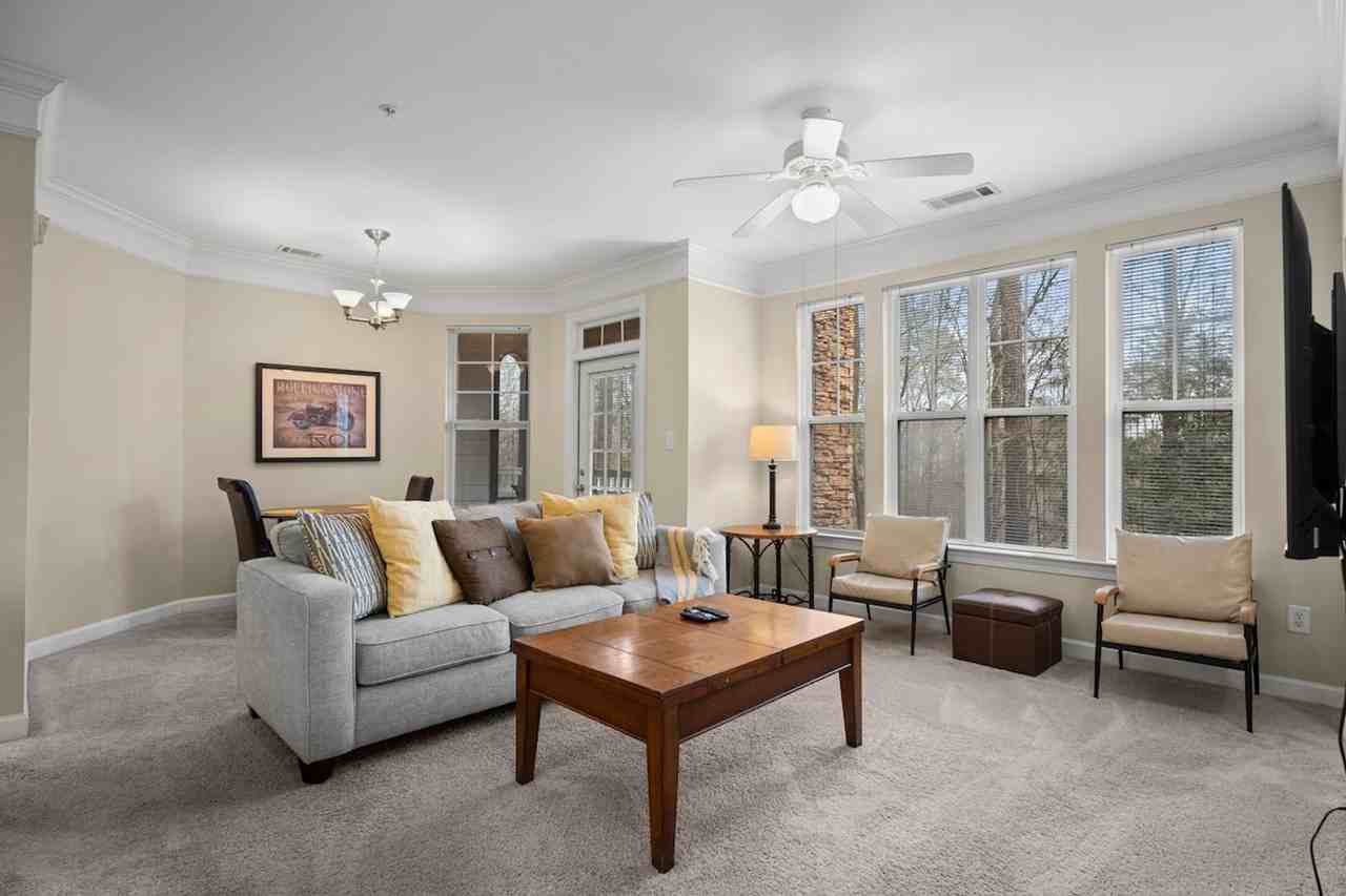 1623 Brisbane Woods Way #1225816P - Photo 6 of 30