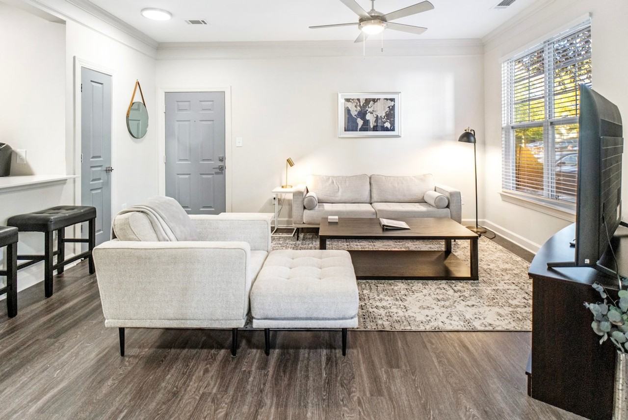 2212 Brisbane Woods Way #1225813P - Photo 4 of 17
