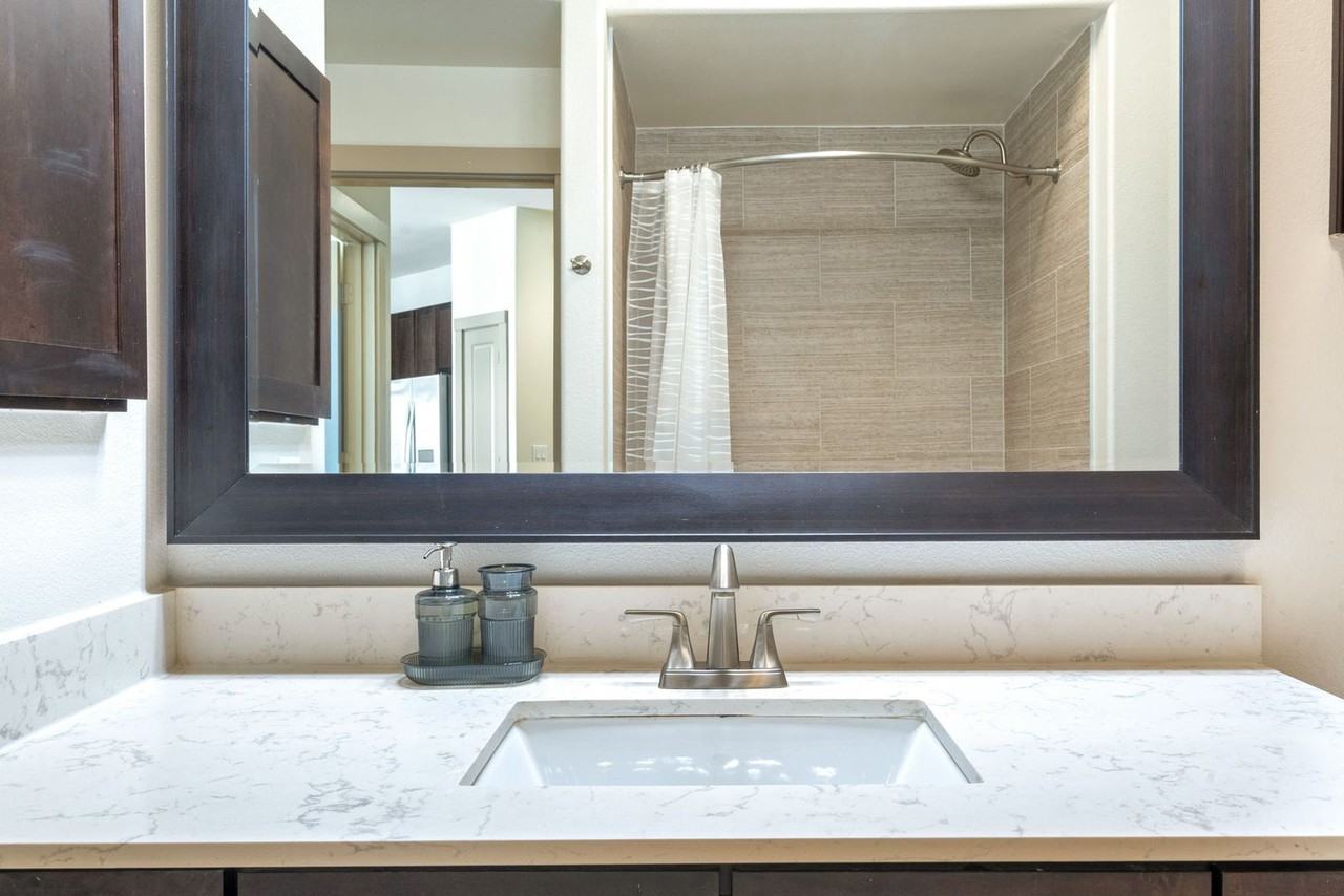 1203 Chartres St #1586707P - Photo 7 of 27