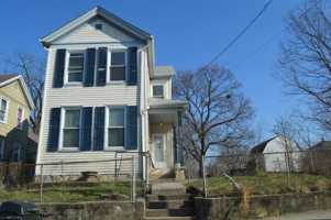 featured image of 2146 Benninghofen Ave