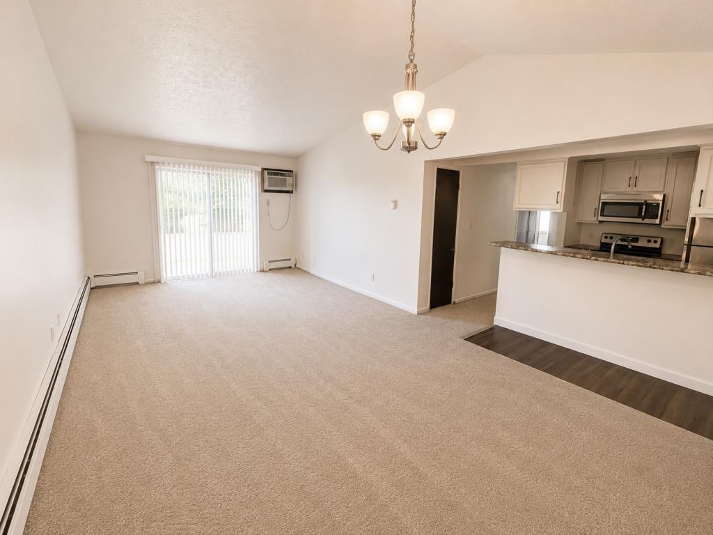 7456 E Huntington Dr Apt 5 - Photo 6 of 6