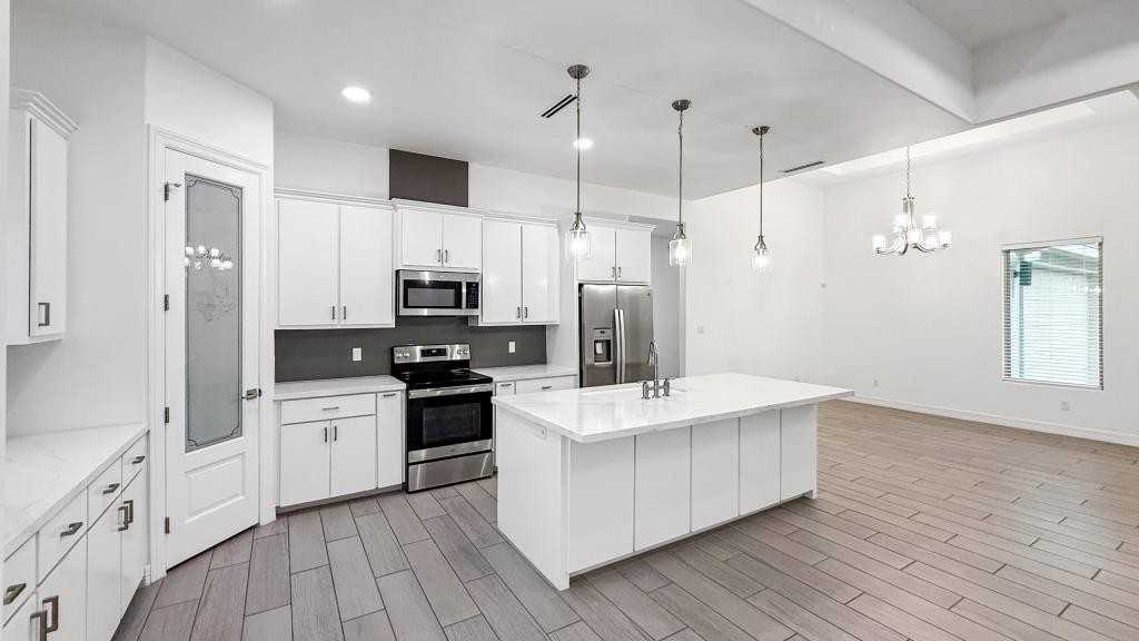 5106 Sebastian Dr - Photo 6 of 40