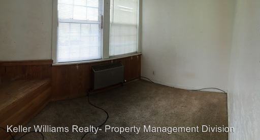 260 W 1700 - Photo 2 of 5