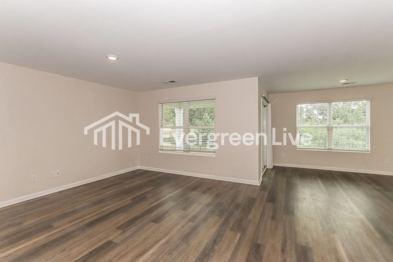 1177 Ridgeford Dr - Photo 6 of 16