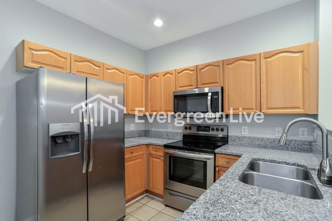 12515 Walden Lea Dr - Photo 2 of 10