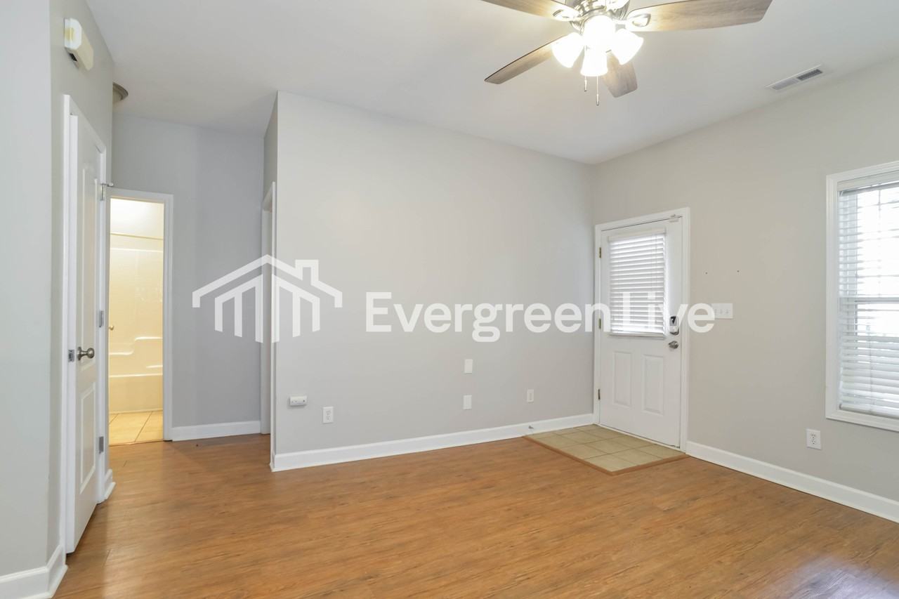 12515 Walden Lea Dr - Photo 7 of 10