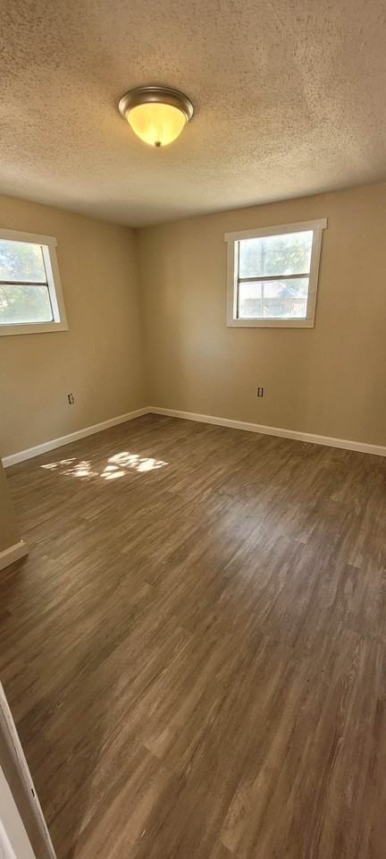 882 E Chestnut Ave #808 - Photo 4 of 8