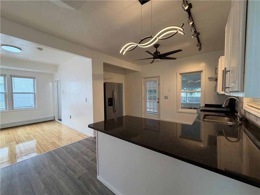 38 Marion Ave - Photo 4 of 26