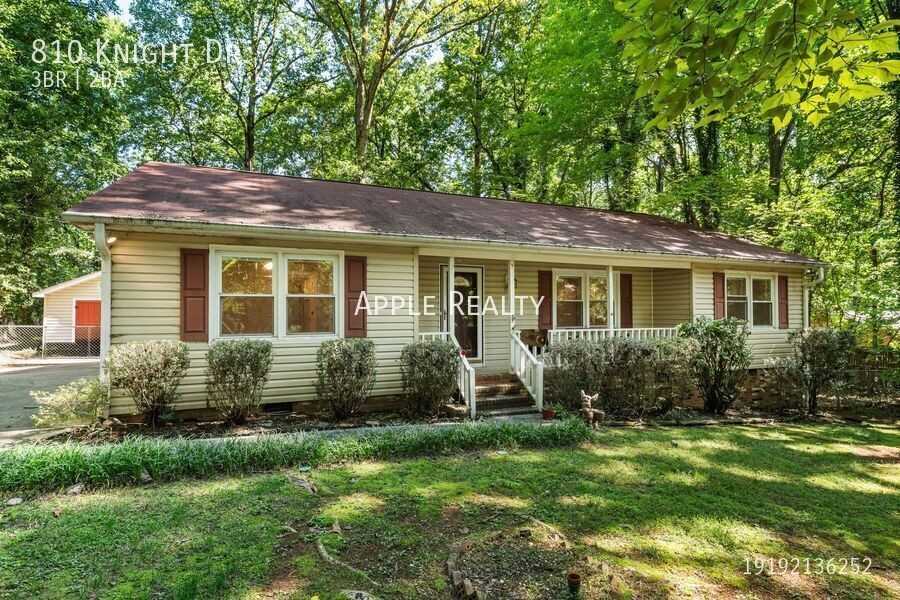 810 Knight Dr