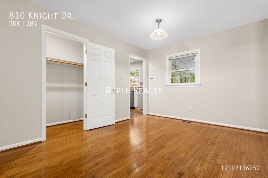 810 Knight Dr - Photo 4 of 22