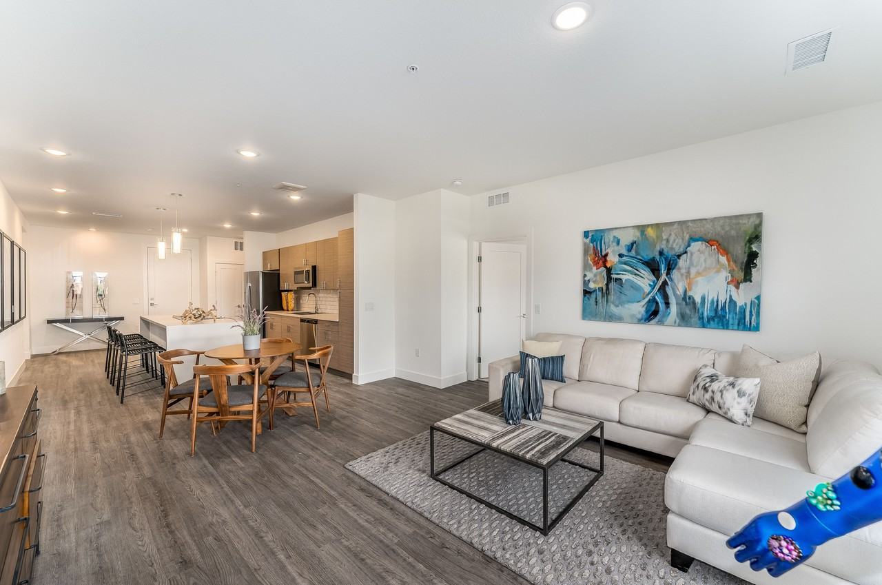 1190 E Hampden Ave #407