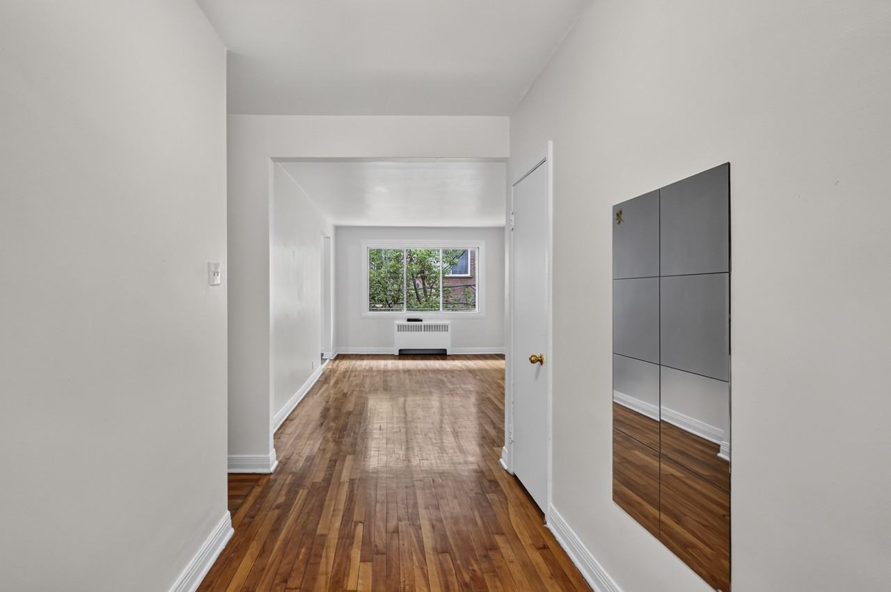 2760 Place de Darlington #23 - Photo 3 of 21
