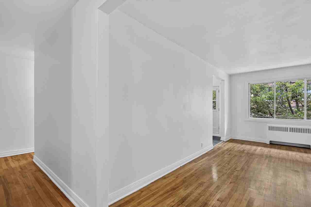 2760 Place de Darlington #23 - Photo 4 of 21