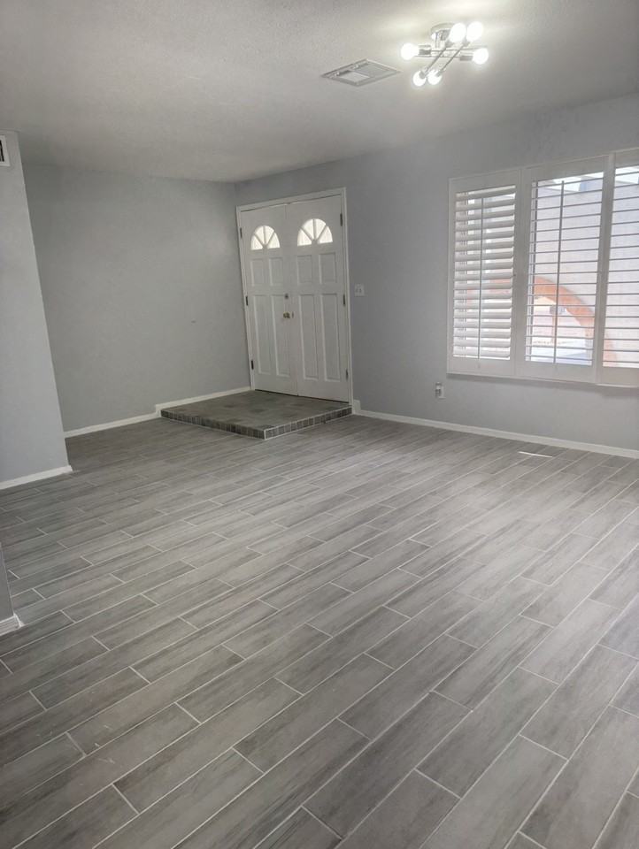 3744 W Kariba Dr #1 - Photo 4 of 11