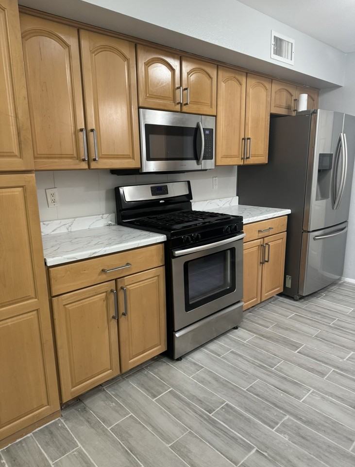 3744 W Kariba Dr #1 - Photo 5 of 11