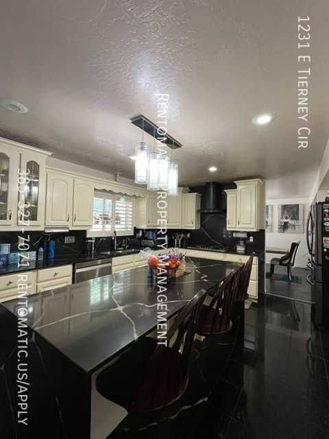 1231 E Tierney Cir - Photo 3 of 42
