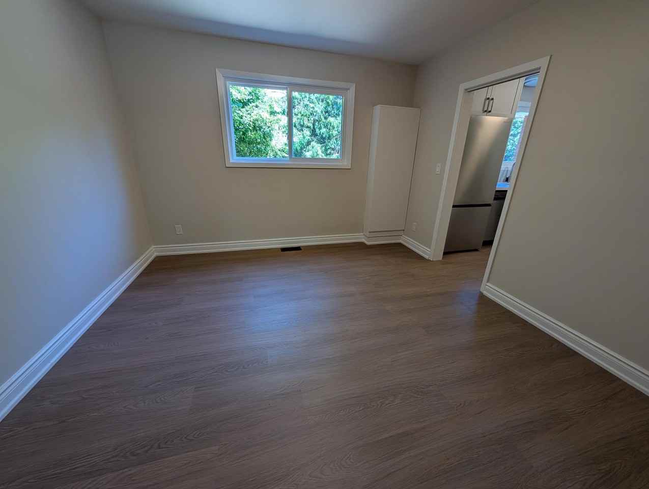 7 Queen Mary Rd - Photo 5 of 21