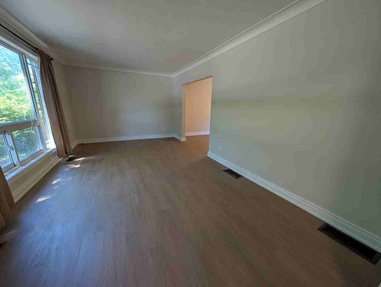 7 Queen Mary Rd - Photo 6 of 21