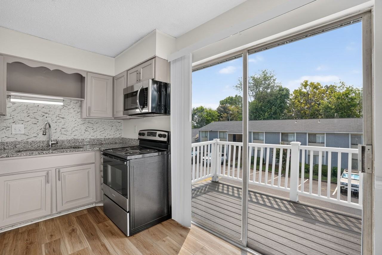 Beacon Pointe Apartments - Photo 7 of 50