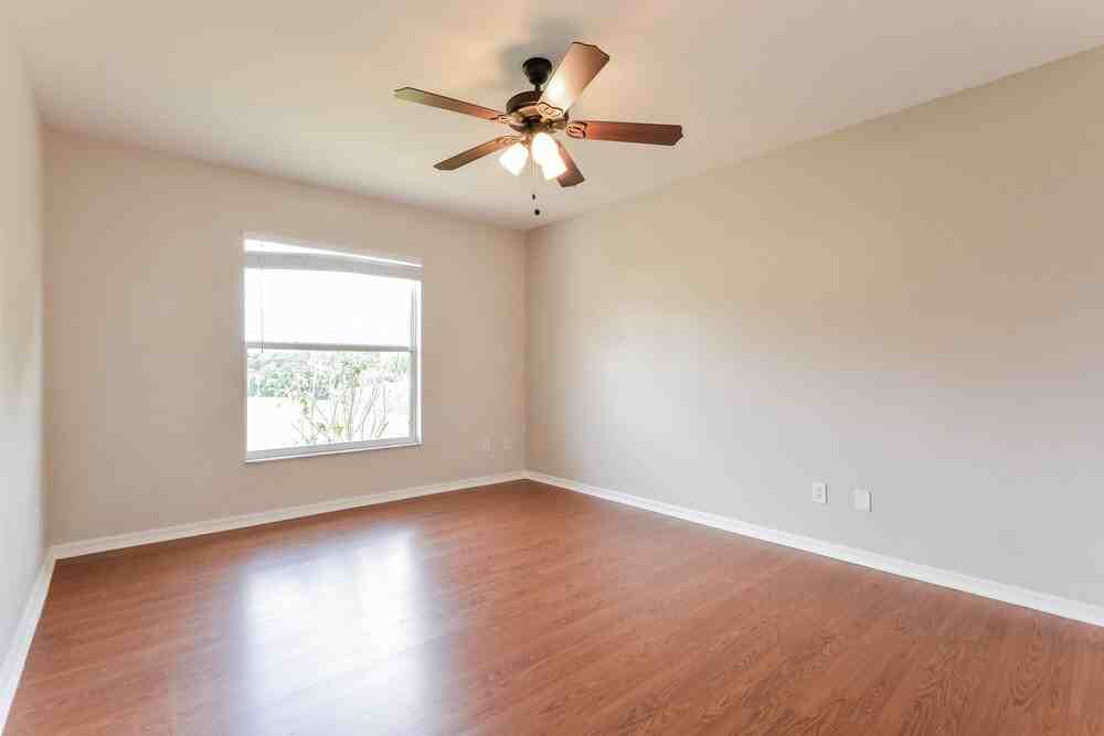 13318 Caspian Ln - Photo 7 of 16